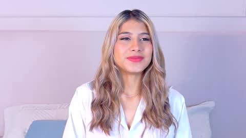 Zoe online show from October 3, 11:18 am