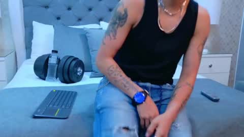 Snapshot of zoekrug chatting on November 3, 11:55 am Zoe Krug online show from November 3, 11:55 am