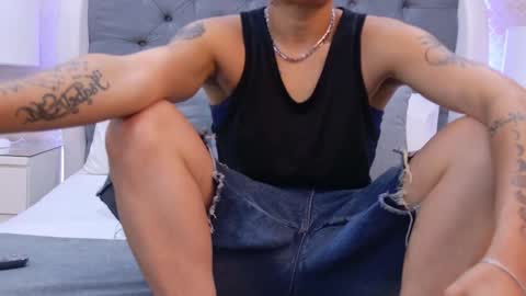 Snapshot of zoekrug chatting on November 26, 11:55 am Zoe Krug online show from November 26, 11:55 am