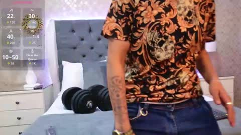 Snapshot of zoekrug chatting on December 15, 11:36 am Zoe Krug online show from December 15, 11:36 am