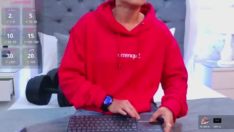 Zoe Krug online show from January 16, 1:04 pm