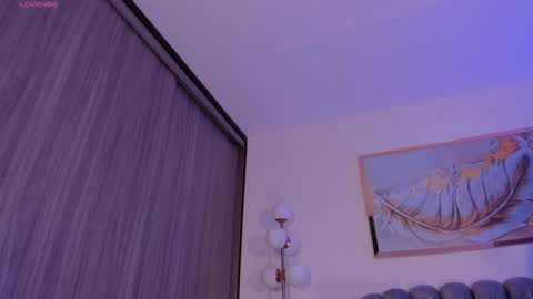 Snapshot of zoepresley chatting on January 18, 1:41 am Zoe Presley online show from January 18, 1:41 am