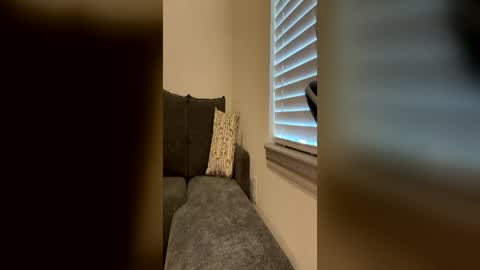 zoerainsexyy online show from June 23, 11:36 pm