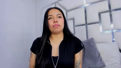 ZoeSwam online show from October 4, 1:20 pm