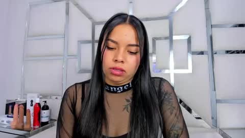 ZoeSwam online show from November 10, 2:54 am