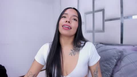 ZoeSwam online show from July 24, 2:04 pm