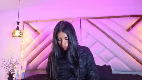 Zoe online show from March 13, 1:07 pm