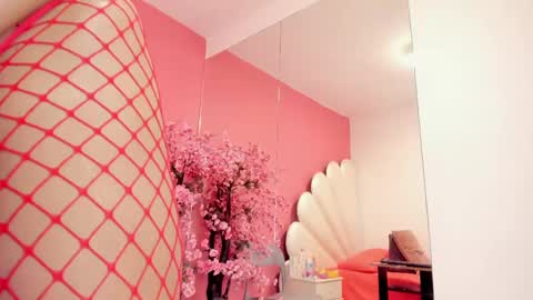 Snapshot of zoey_donovan_ chatting on February 26, 11:15 pm Zoe online show from February 26, 11:15 pm