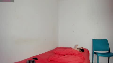 Snapshot of zoey_donovan_ chatting on June 3, 11:10 pm Zoe online show from June 3, 11:10 pm