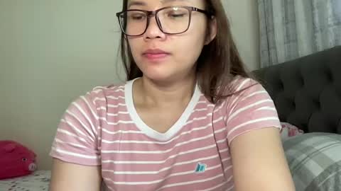 zoey_foryou online show from July 27, 1:34 am