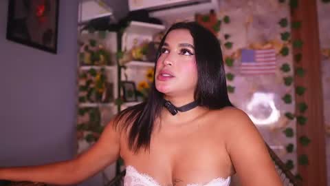Snapshot of zoey_fox_ chatting on July 12, 2:02 am zoey fox online show from July 12, 2:02 am