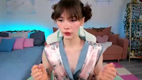 Snapshot of zoey_lane chatting on July 14, 3:22 am Zoey Lane online show from July 14, 3:22 am