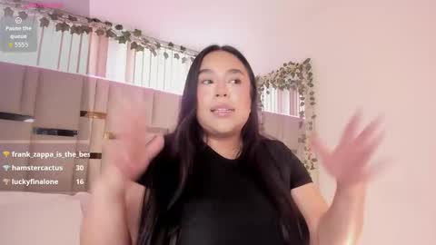 Snapshot of zoey_thommpson chatting on January 10, 7:37 pm zoey thommpson online show from January 10, 7:37 pm