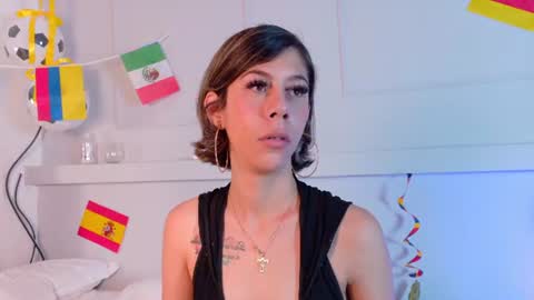 Zoey online show from June 28, 1:06 pm