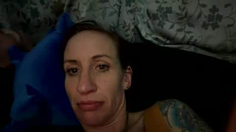 Snapshot of zoeyportland chatting on August 3, 8:46 am Zoey Portland online show from August 3, 8:46 am