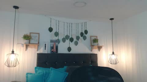 CALL ME    Z O H E T  online show from December 21, 10:33 am