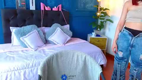 CALL ME    Z O H E T  online show from June 17, 7:48 pm