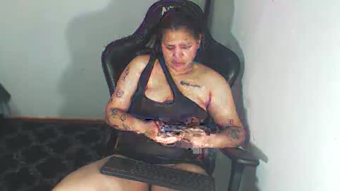 Snapshot of zol_gil03 chatting on September 25, 5:38 pm zol_gil03 online show from September 25, 5:38 pm