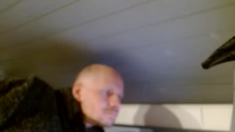 zolexthomas online show from December 12, 6:10 pm