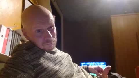 zolexthomas online show from September 30, 6:02 pm