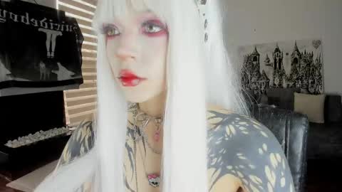 Snapshot of zombieeporcelainex chatting on March 25, 7:09 pm SOPHIE online show from March 25, 7:09 pm