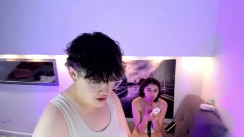 Snapshot of zooble_28 chatting on July 6, 1:41 pm Nick And Mia online show from July 6, 1:41 pm