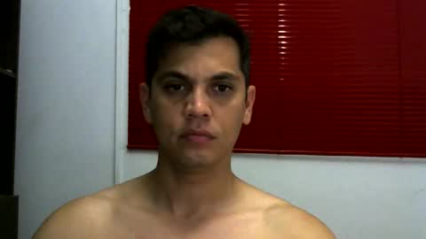 zoro_00 online show from November 12, 12:33 am