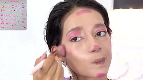 Violeta online show from October 27, 12:20 pm