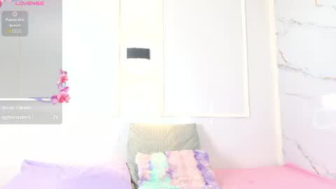 Snapshot of zorravioleta chatting on June 24, 1:10 pm Violeta online show from June 24, 1:10 pm