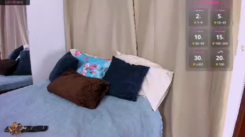 zou_quira online show from July 30, 10:42 pm