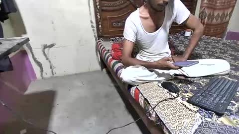 Snapshot of zoyakhan803 chatting on June 3, 10:04 pm zoyakhan803 online show from June 3, 10:04 pm