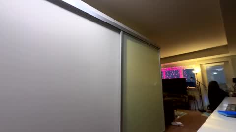 Zuko online show from October 8, 1:58 am