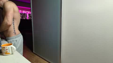 Zuko online show from October 14, 1:23 pm