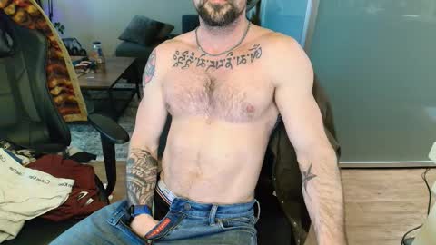 Zuko online show from March 12, 1:23 am