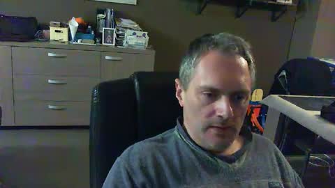 Snapshot of zultem chatting on February 19, 4:44 am zultem online show from February 19, 4:44 am