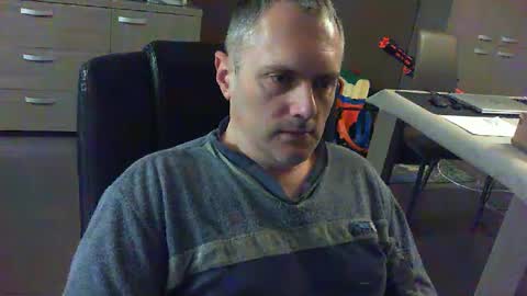 Snapshot of zultem chatting on March 12, 4:51 am zultem online show from March 12, 4:51 am