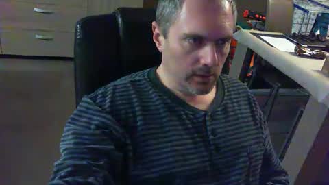 Snapshot of zultem chatting on November 24, 4:01 am zultem online show from November 24, 4:01 am