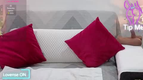 Snapshot of zuly_zahir_01 chatting on July 15, 10:59 pm zuly goode online show from July 15, 10:59 pm