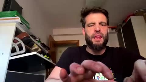 zurdineno online show from July 2, 6:03 pm