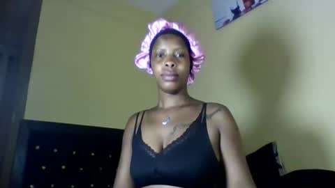 zurivelvetstudio online show from May 17, 5:27 am