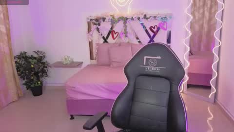 ZURY   online show from November 25, 11:32 am