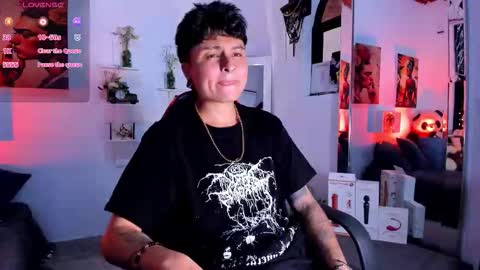 Snapshot of zuryramirez_ chatting on January 6, 7:39 pm Zury Ramirez online show from January 6, 7:39 pm