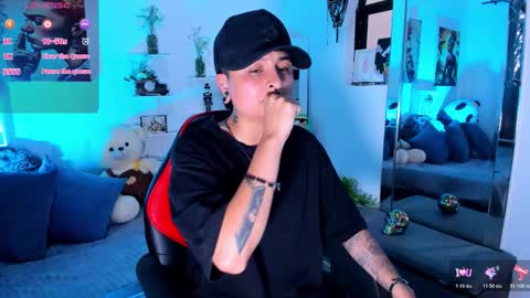 Snapshot of zuryramirez_ chatting on January 8, 7:05 pm Zury Ramirez online show from January 8, 7:05 pm