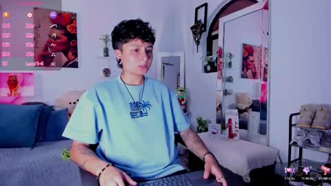 Snapshot of zuryramirez_ chatting on January 12, 8:14 pm Zury Ramirez online show from January 12, 8:14 pm