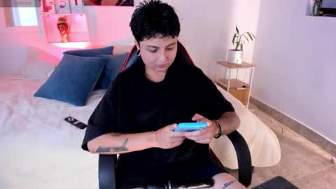 Snapshot of zuryramirez_ chatting on March 16, 7:51 pm Zury Ramirez online show from March 16, 7:51 pm