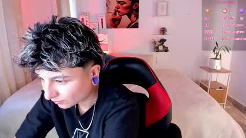 Snapshot of zuryramirez_ chatting on March 19, 8:46 pm Zury Ramirez online show from March 19, 8:46 pm