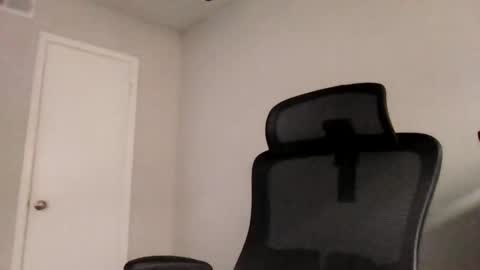 ZYA online show from March 20, 12:37 am