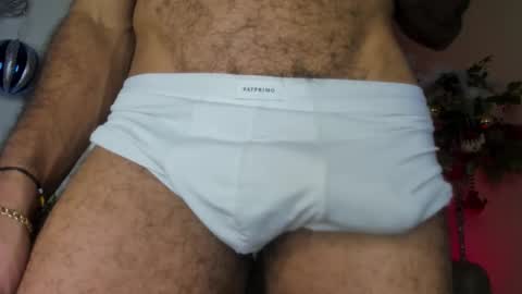 Snapshot of zyan_moreno chatting on November 15, 5:20 pm zyan_moreno online show from November 15, 5:20 pm