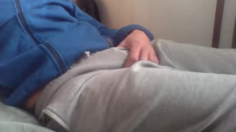 zyggy87 online show from December 1, 12:43 pm