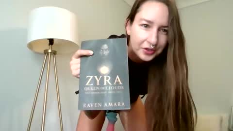 Snapshot of zyracloudplays chatting on November 21, 6:28 pm Zyra Cloud online show from November 21, 6:28 pm